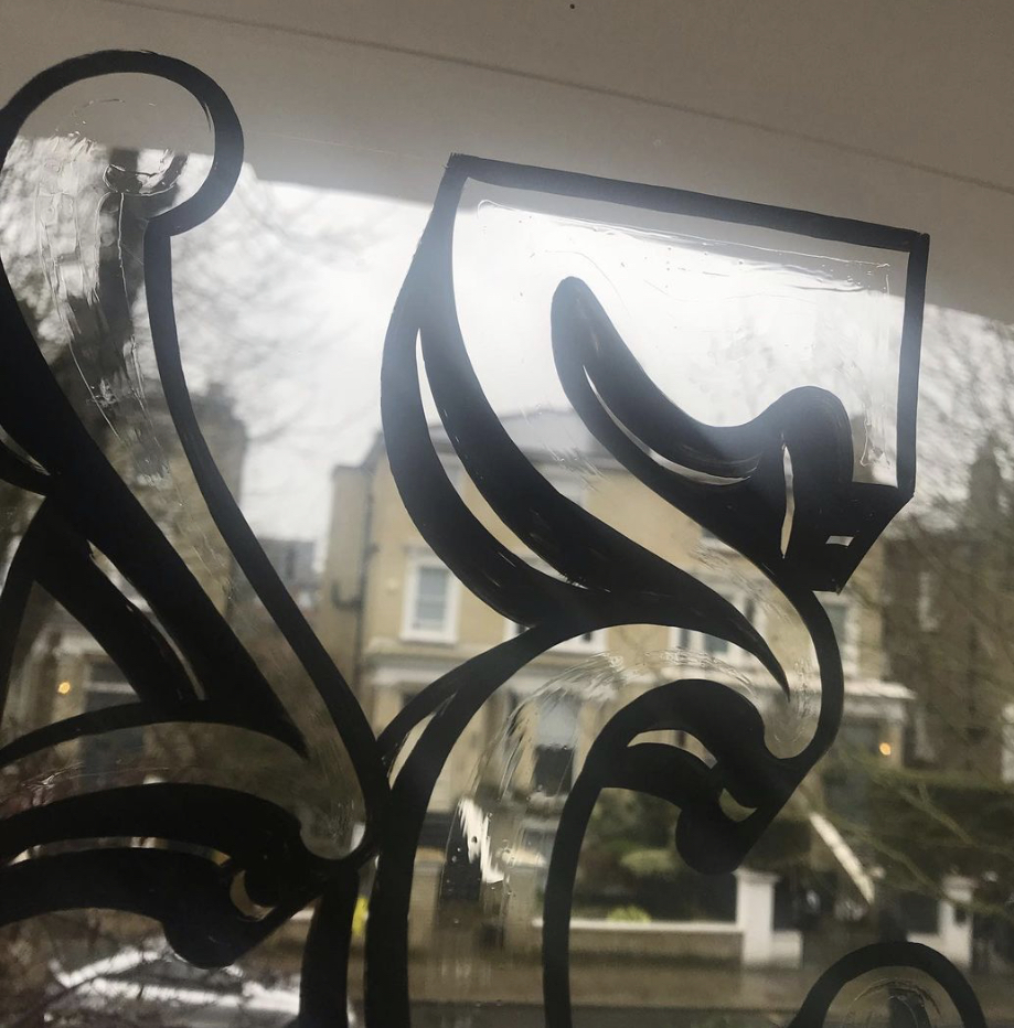 Seraina London House Number sign writer hand painted Transoms pillars Traditional Sign painter Chelsea, Kensington, Margate London