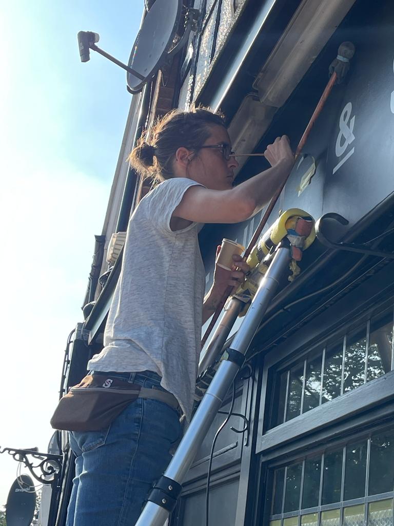 Women sign artists Rising star Sign Painter. Painted House numbers names Lead times + prices.
