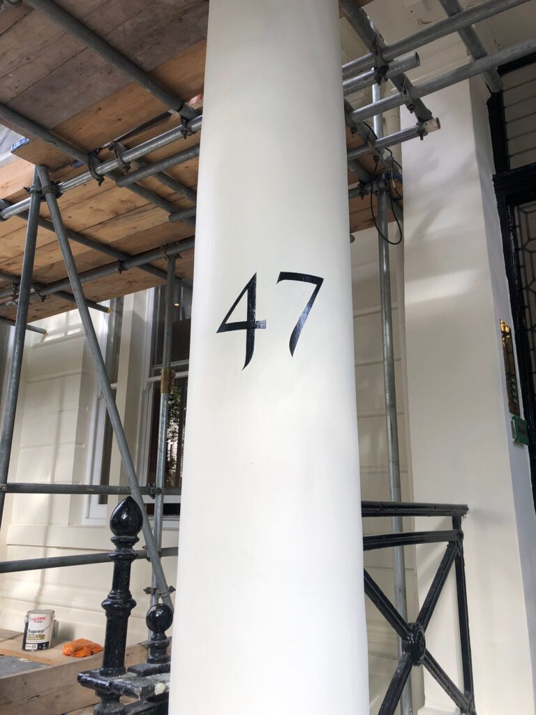 Bespoke sign writing London