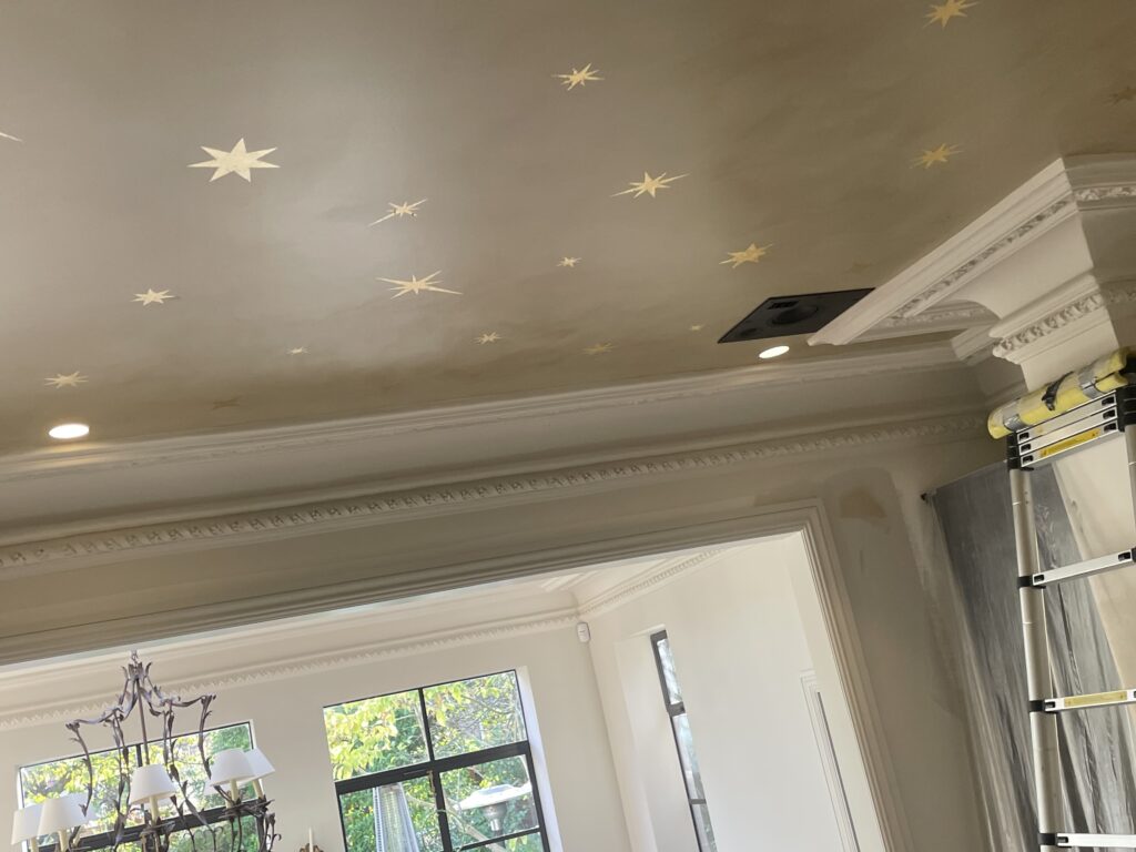 Wall ceiling murals, gold leaf interiors, lettering, on glass, Transom House Numbers gilding. Traditional Numerals for all London inc Dulwich, Clapham, Chelsea, Eaton Square, Pimlico., home stylist faux finishes feature walls star ceilings Seraina gold art