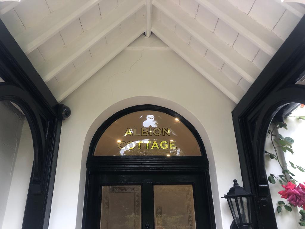 Gold Leaf transom house name, Seraina Sign writers London, Seraina Sign Writer: What is a Traditional Sign writer; What do Sign painters do? What Are Sign Writers Called? What does a Sign writer Do? What Paint do Sign Writers Use?