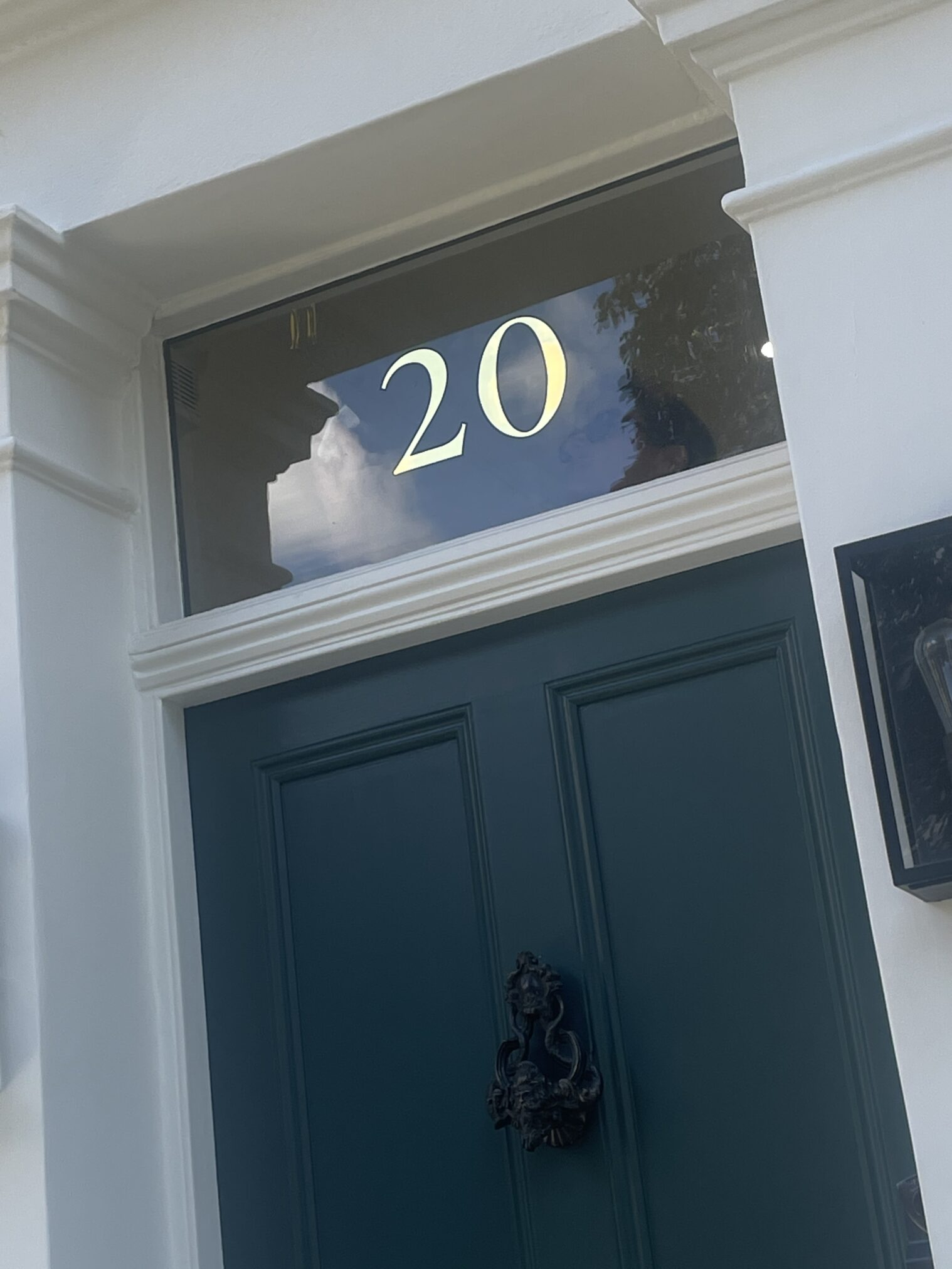 Seraina Sign writers London, Seraina Sign Writer: What is a Traditional Sign writer; What do Sign painters do? What Are Sign Writers Called? What does a Sign writer Do? What Paint do Sign Writers Use?