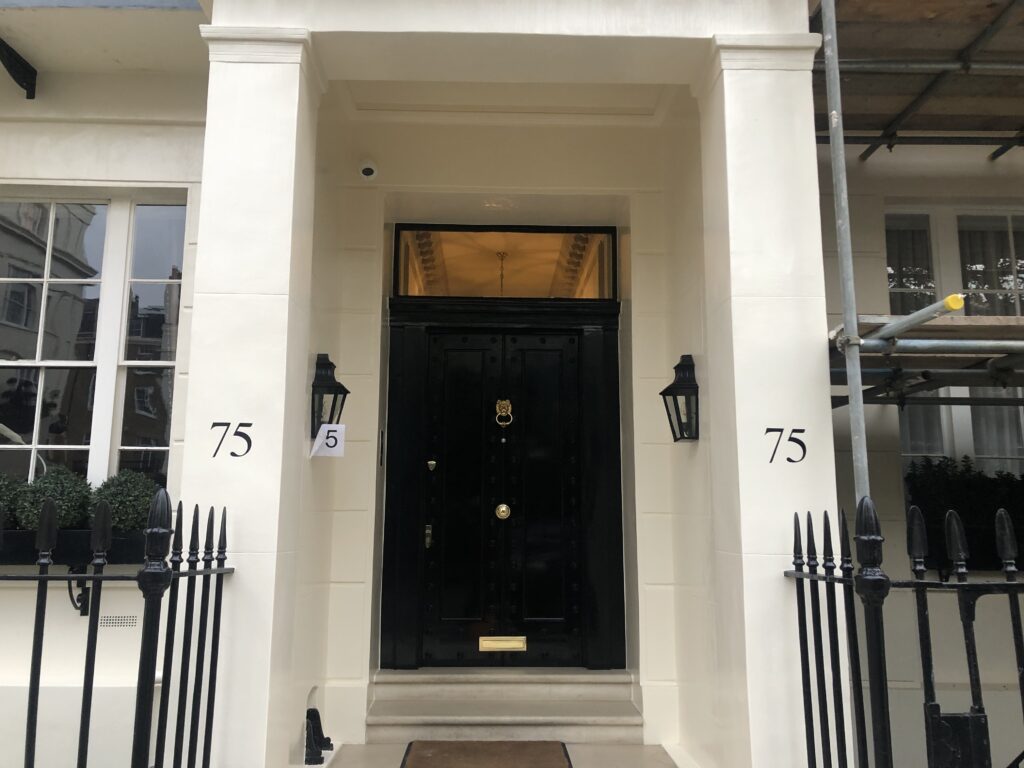 House Numbers on pillars, London Sign writer, Traditional sign writer London Shops, House numbers, Gold Leaf, Shop, Chelsea-painted house numeral.jpeg. Retail signs, Shop fitters, Seraina all-signs signs, By Hand painted.