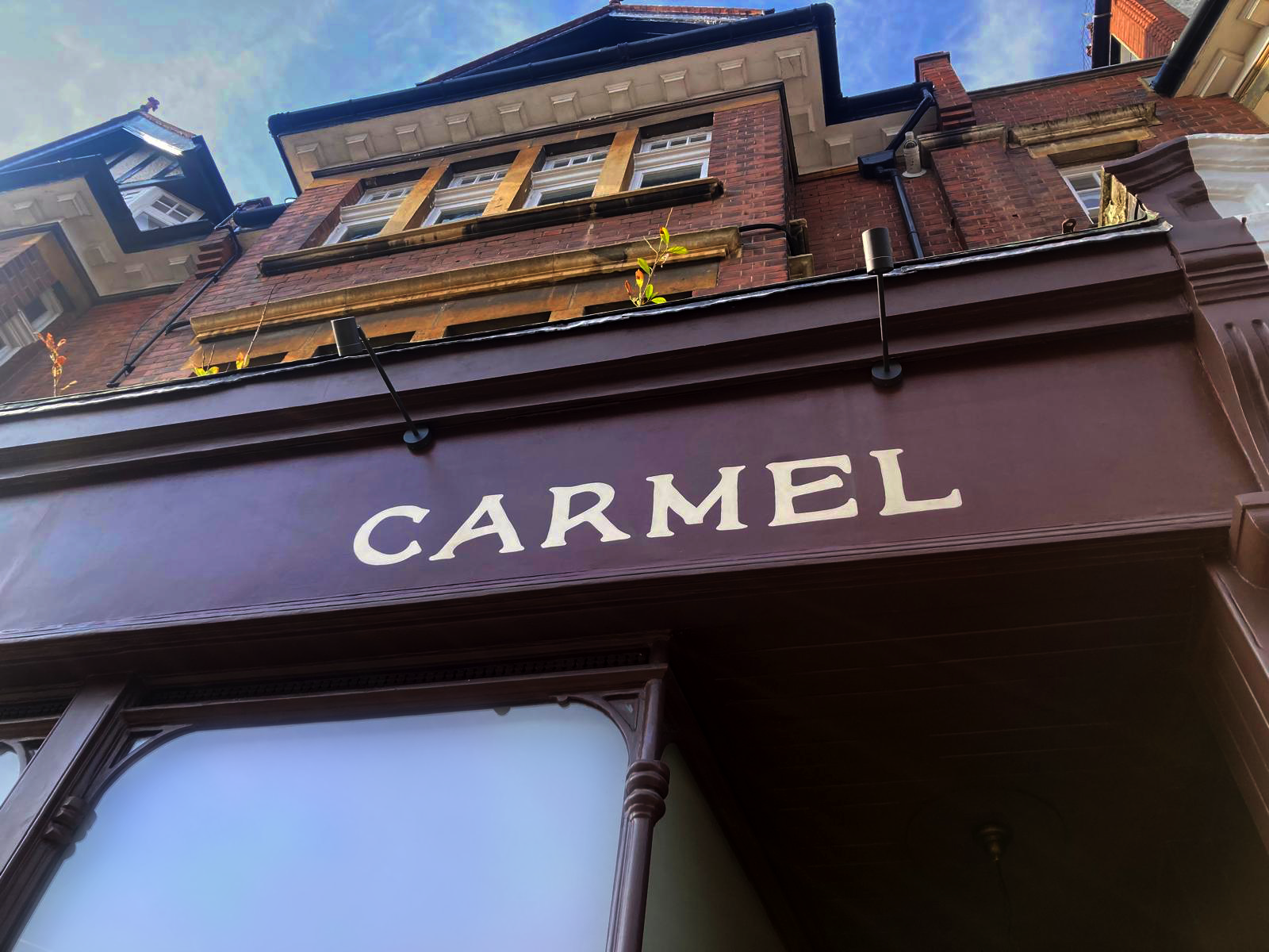 Traditional sign writer, London signs on shop fronts, Seriana Baumgartner signwriter