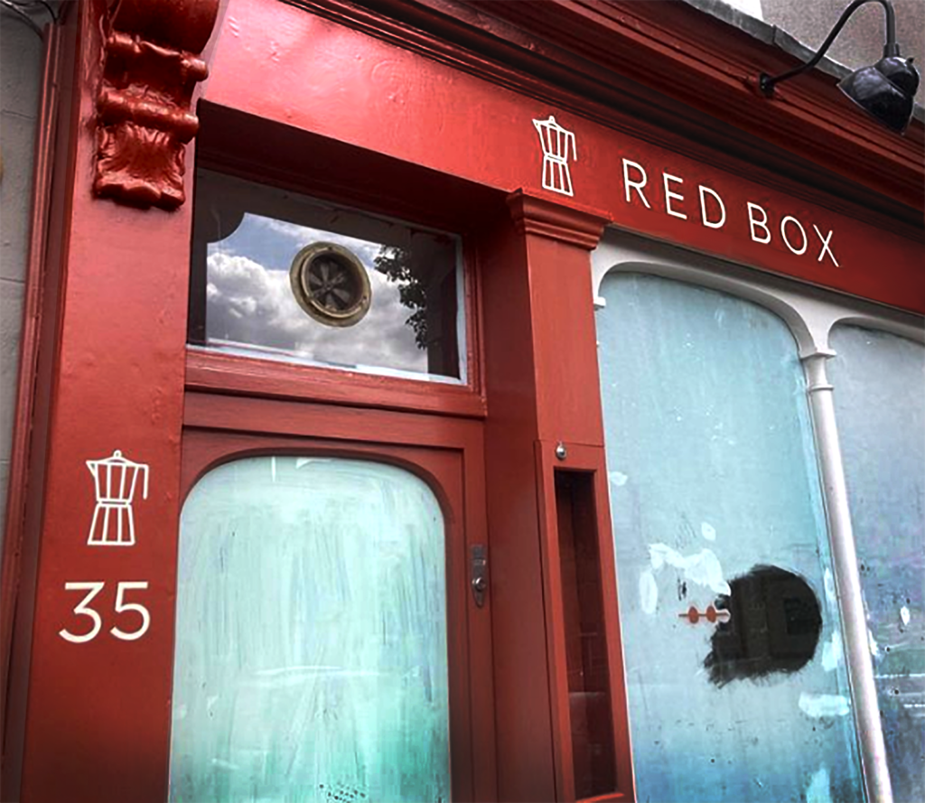 Sign writers, Cafe Sign Writing, signage, Signwriter, Signwriters London, Signwriting, Transom, Wayfinding, cafe, Gallery, gilding, Glass, gold leaf, Hand painted, Hotel, House number, Numberings, Office, Shop, Sign painter,