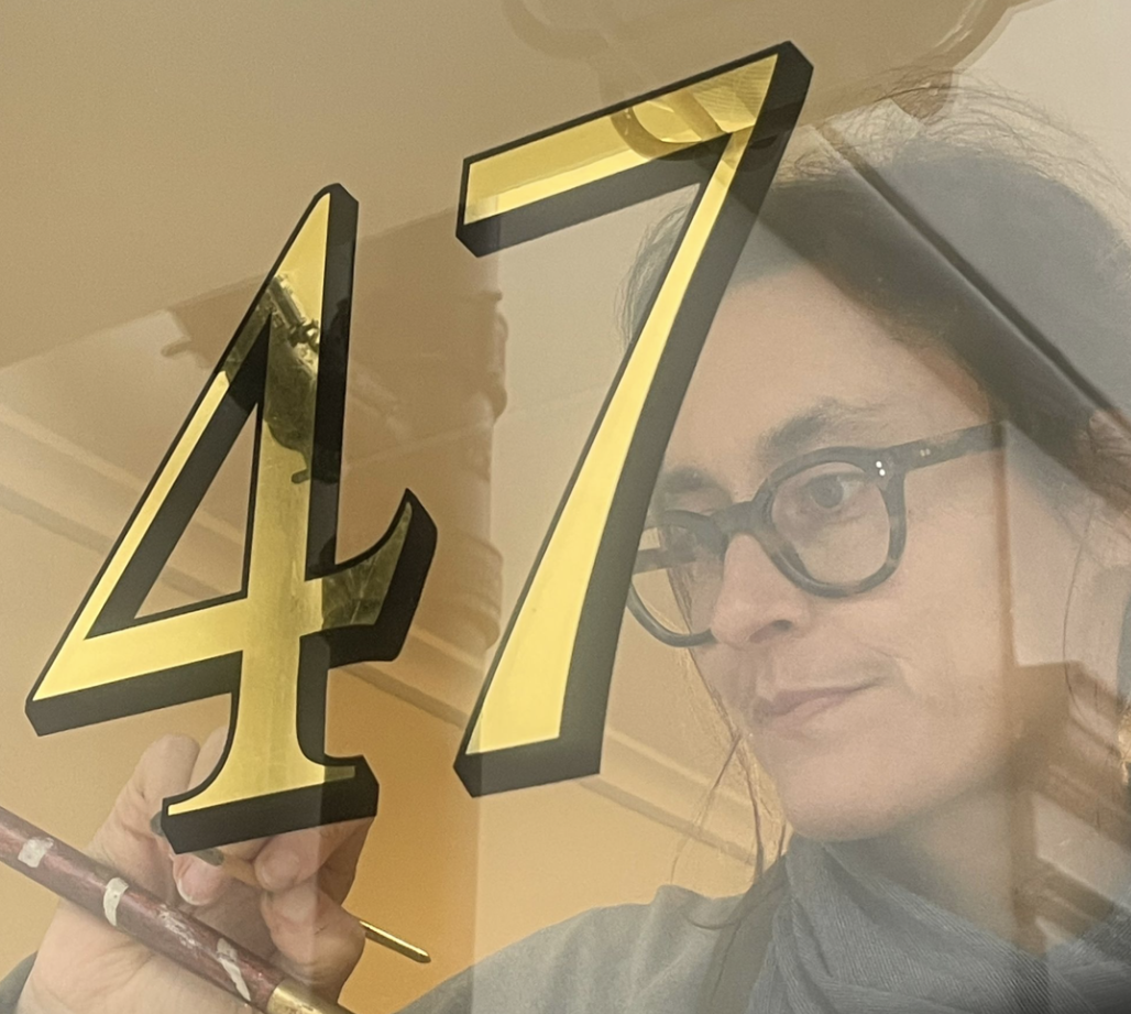 Traditional sign writer London, House numbers, Gilded fanlights, Gold Leaf, Shop, Seraina all-signs signs, By Hand painted