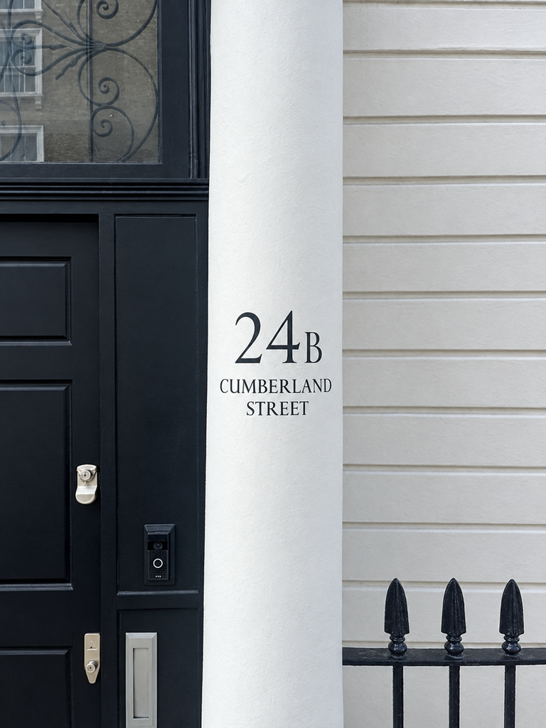 Hand painted House number, 16 Seraina Signs London, Upper Belgrave st, Victoria, Eccleston and Ebury Street, Eaton Sq, Belgravia, sign writer Seraina Signs